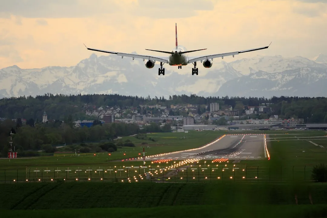 Flygplan på start- och landningsbanan