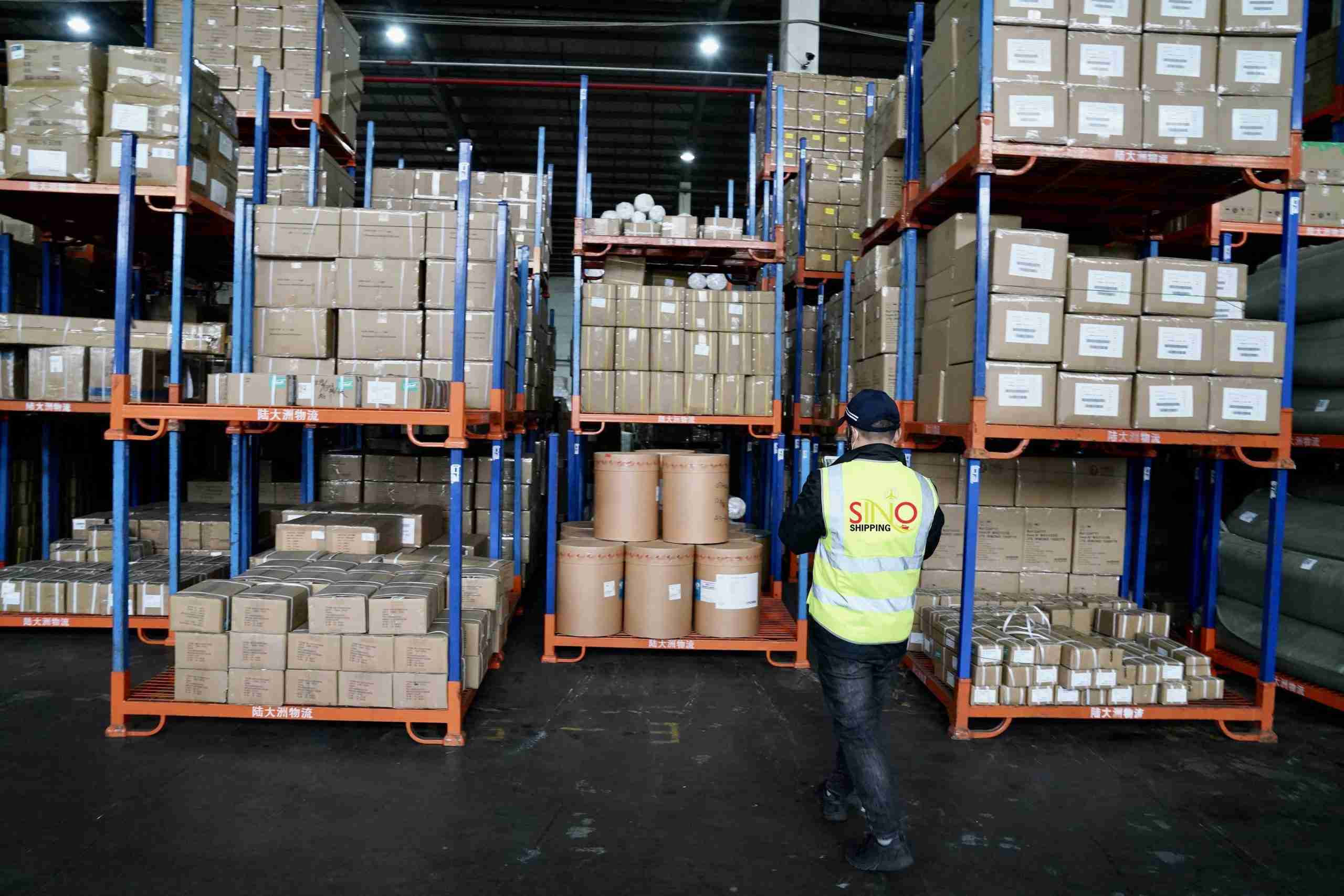 Freight forwarder in Hong Kong: Air & Sea Freight 3 2 scaled 1 2 1 1 1