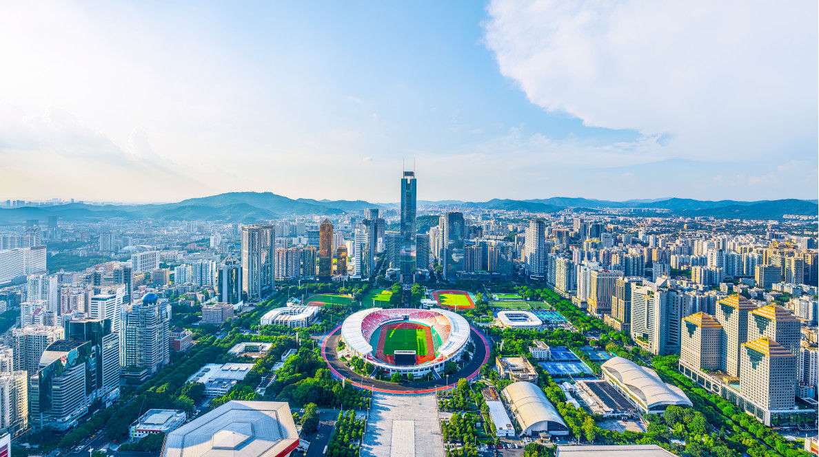 Where to Stay for the Canton Fair: Top Accommodation Options and Tips 2 Tianhe: Business Hub with Dining and Entertainment